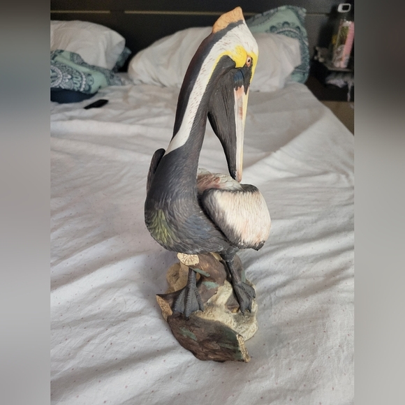 Porcelain Brown Pelican Bird Figure By Goto Originals Limited Edition 841/1200 - Picture 2 of 6